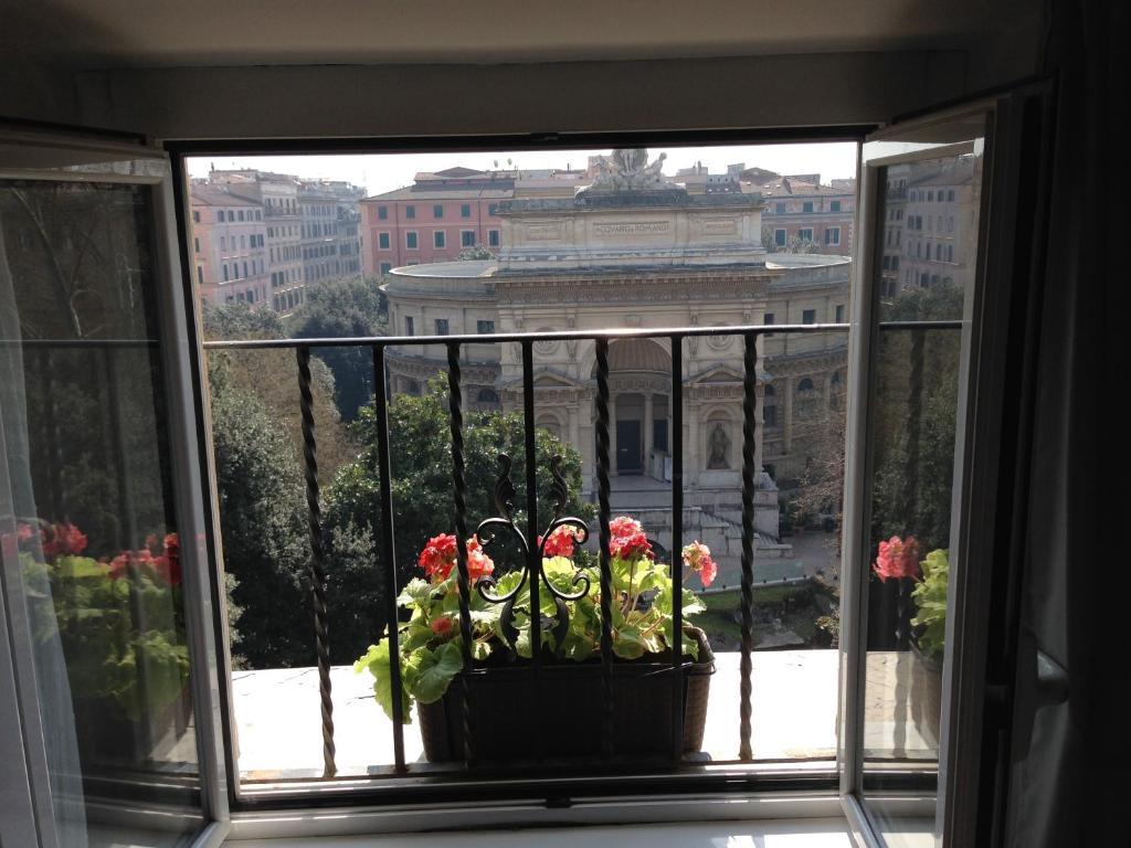 Fanti Rooms Rome Bagian luar foto