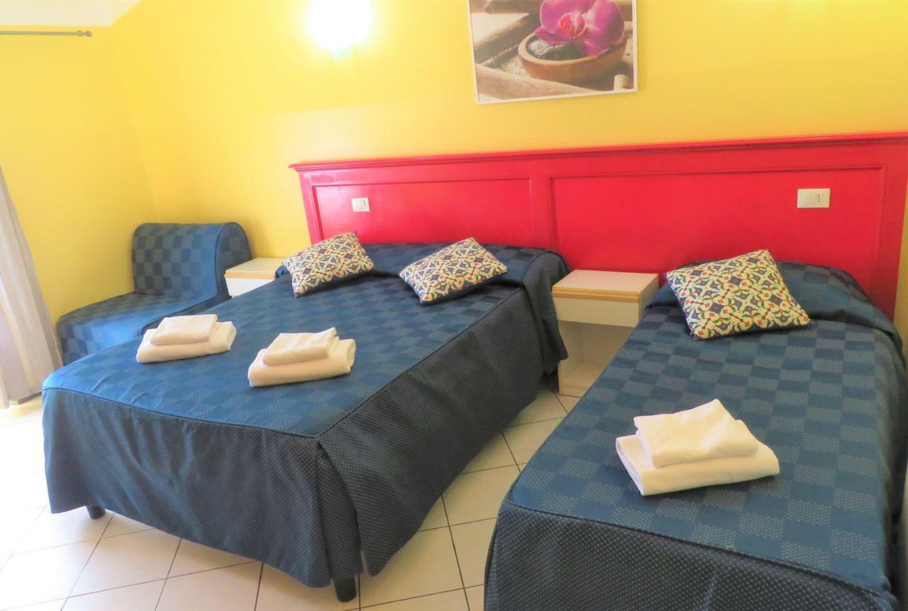 Fanti Rooms Rome Bagian luar foto