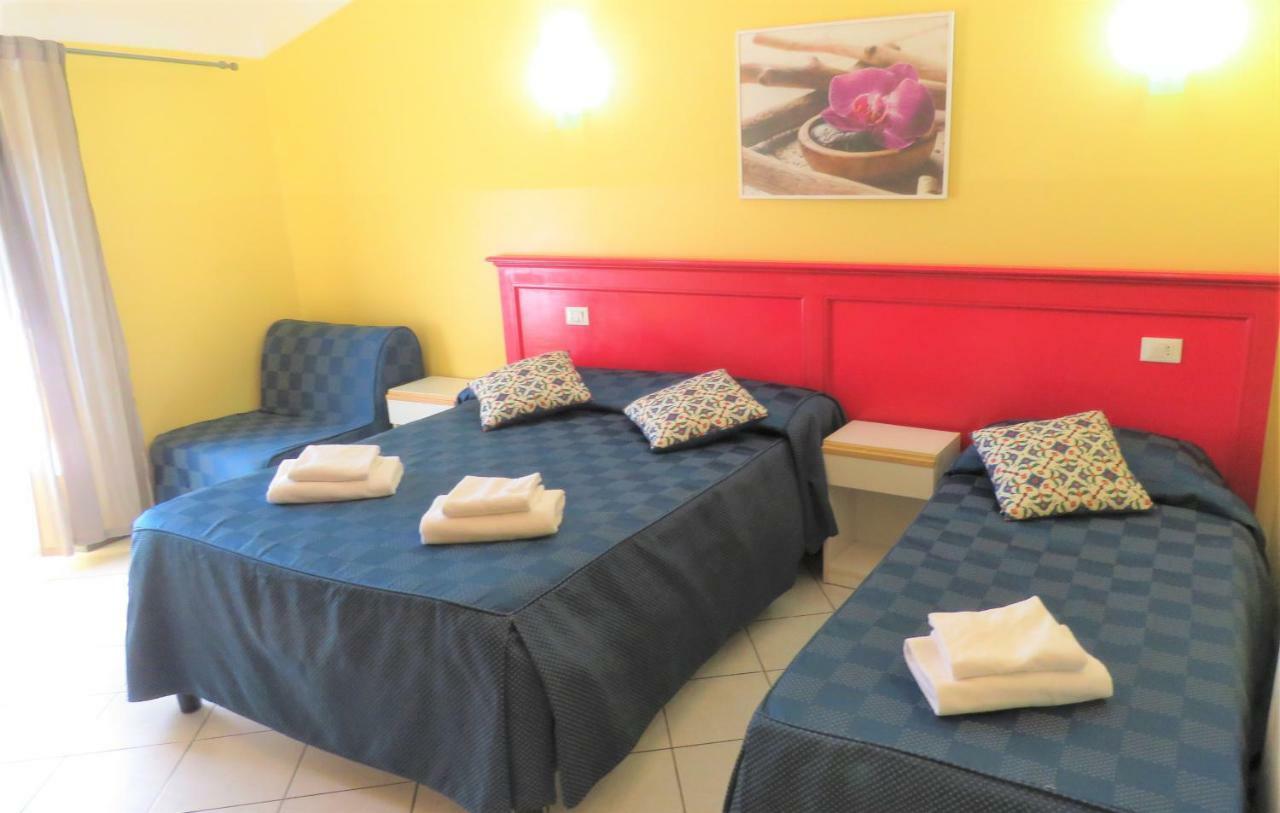 Fanti Rooms Rome Bagian luar foto