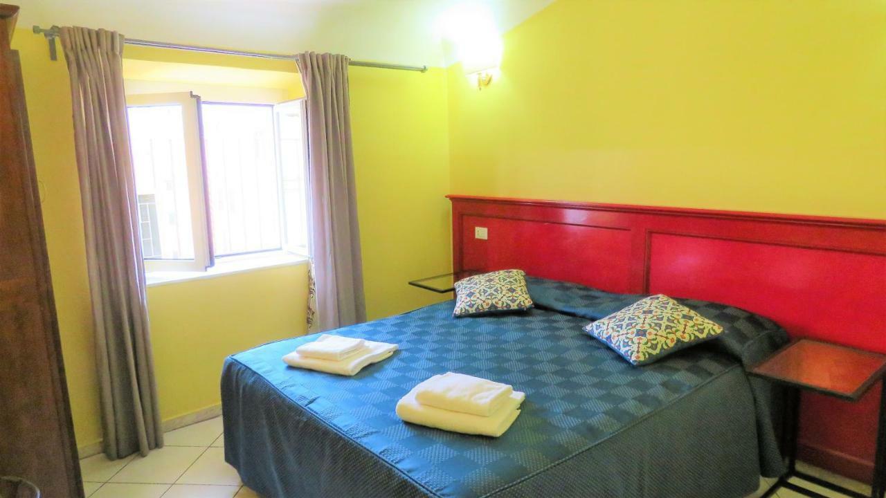 Fanti Rooms Rome Bagian luar foto